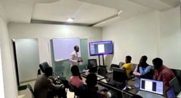 JDI students following a live session