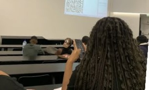 Full classroom during a JDI session